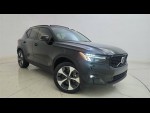 2024 VOLVO XC40 B5 PLUS DARK THEME 