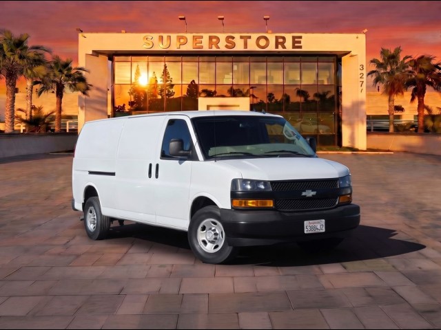 BUY CHEVROLET EXPRESS 2500 2018 WORK VAN, Local Autos Online LLC